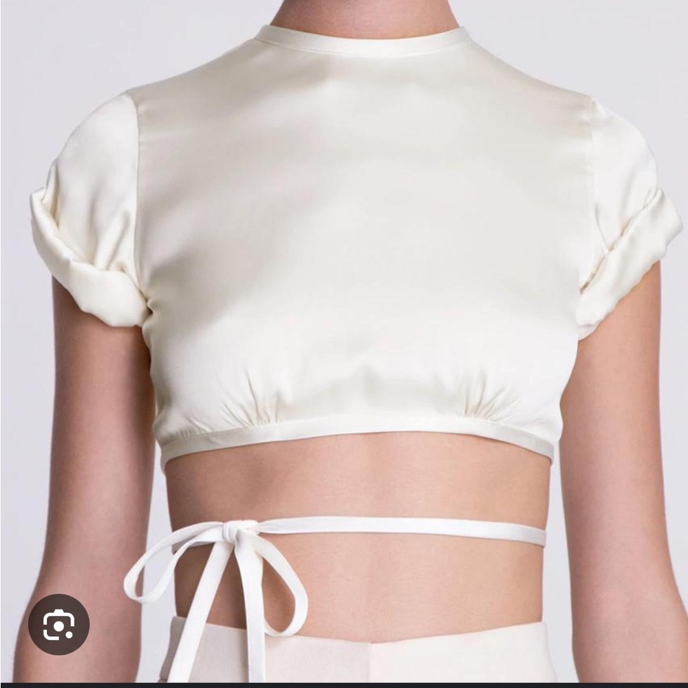 Orseund Iris silk wrap top in cream. Great condition, no signs of wear !